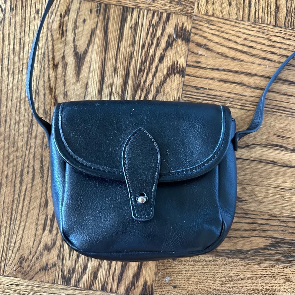 Urban Outfitters Black Small Crossbody Bag Saddle Shape Shiny Faux Leather
